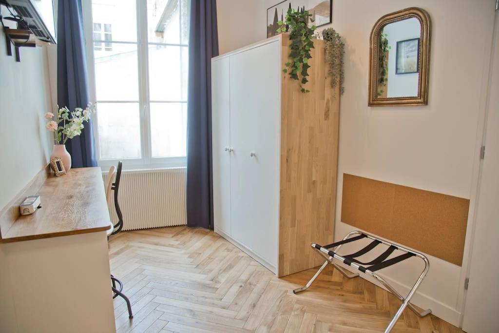 Fully Renovated Historic Apt In Heart Mouffetard Paris Luaran gambar