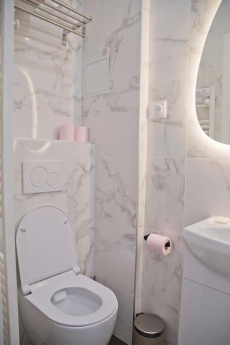 Fully Renovated Historic Apt In Heart Mouffetard Paris Luaran gambar